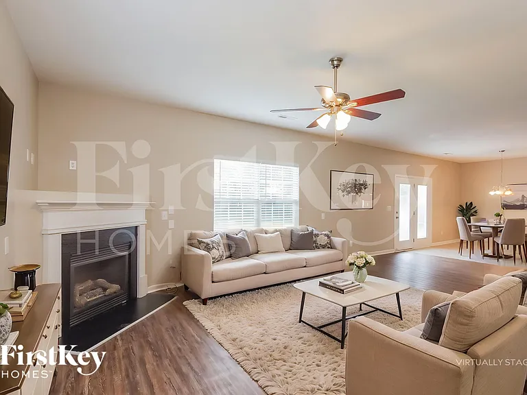 2026 Craver Meadows Dr — Photo 3