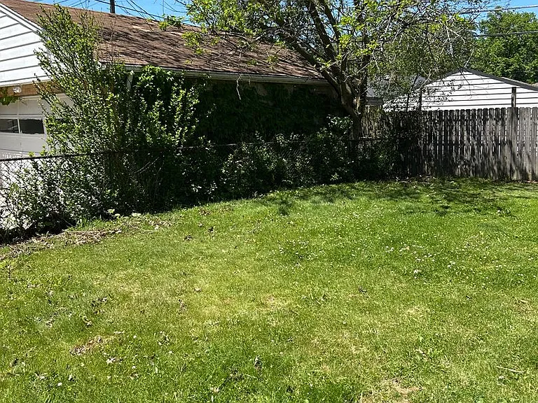 4409 Adrian Rd — Photo 34