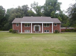 657 Sledd Creek Rd, Gilbertsville, KY 42044