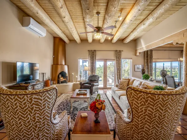 207 Sunrise Rd, Santa Fe, NM 87507