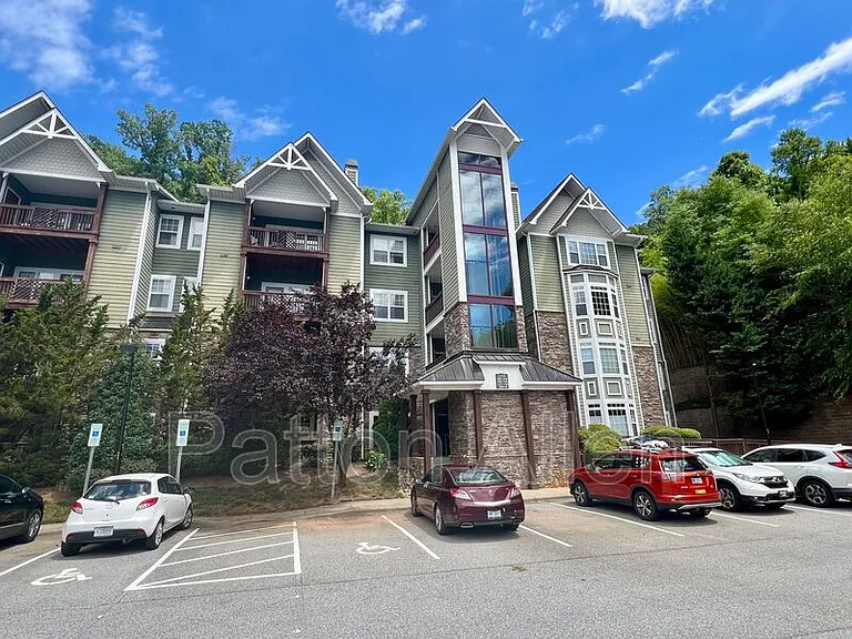 2000 Olde Eastwood Village Blvd #106 — Photo 44
