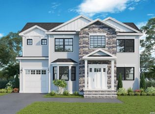 27 Lewis Ln, Syosset, NY 11791