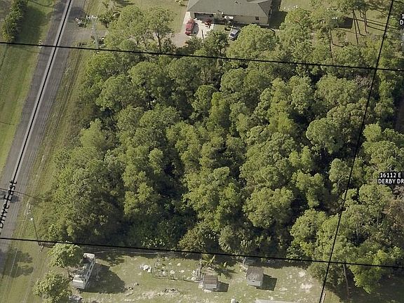 3rd image of 16111 E Lancashire Dr
