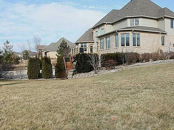 4th image of 4860 Benthaven East Dr