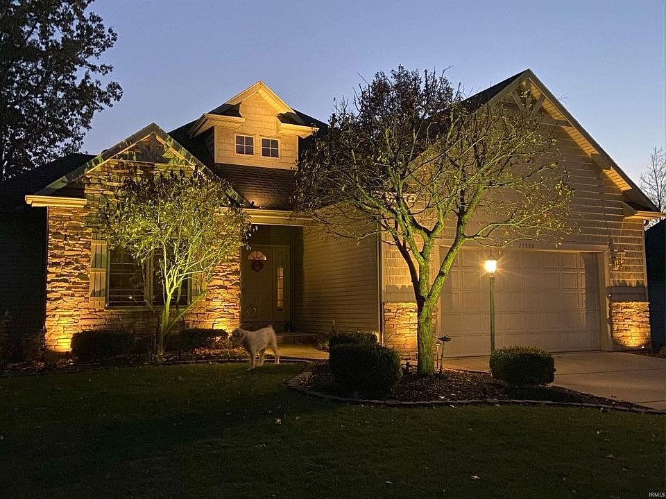 1st image of 25588 Rolling Hills Dr