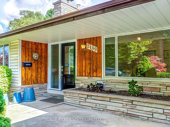3rd image of 2189 Corsair Rd