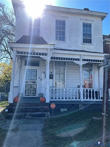 712 W Washington St #A Photo 1