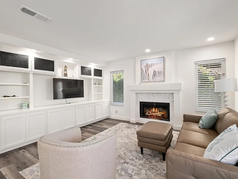 23952 Dory Dr — Photo 20