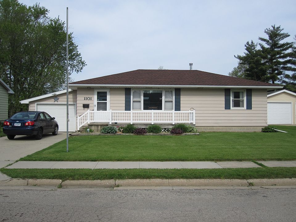 1st image of 1101 12th St