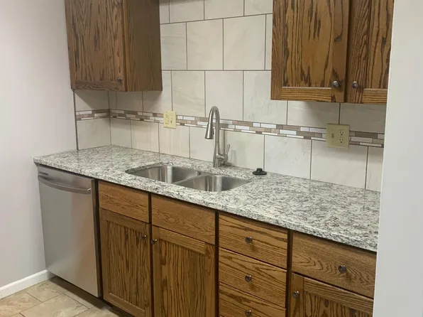 201 Maple St, Wamego, KS 66547