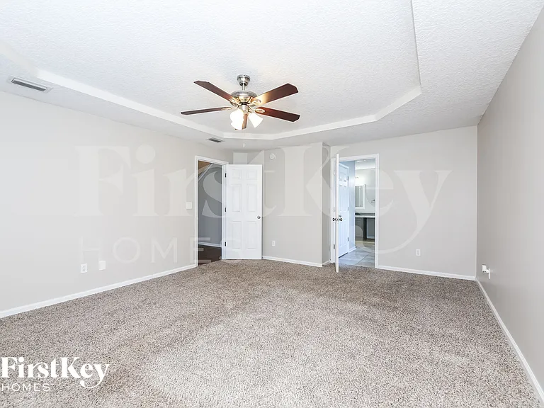 2921 Ravine Hill Dr — Photo 10