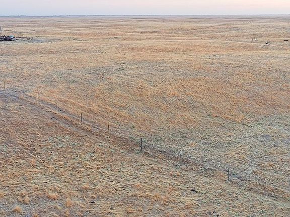 3rd image of 17300 Highway 41
