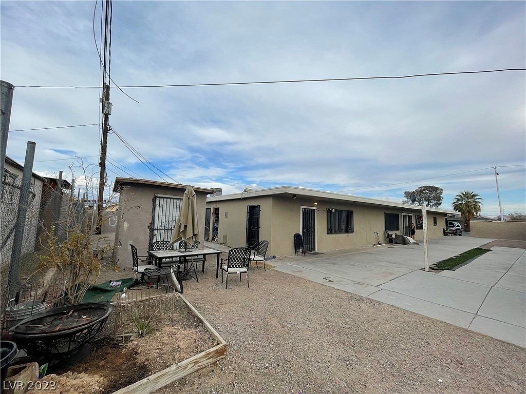 2425 Daley St, North Las Vegas, NV 89030 Zillow