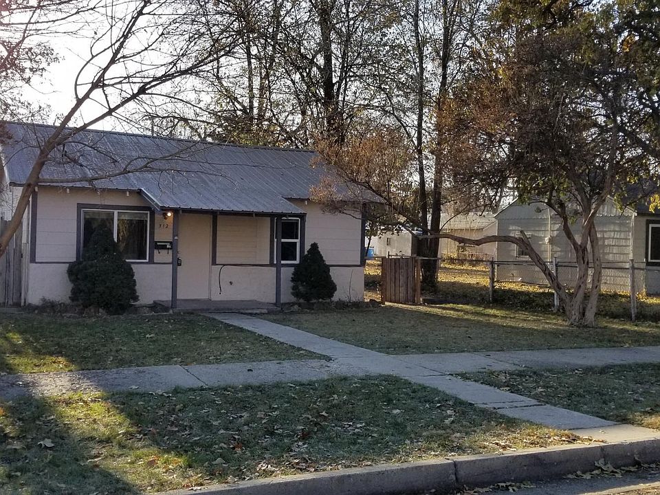 1st image of 312 21st Ave S