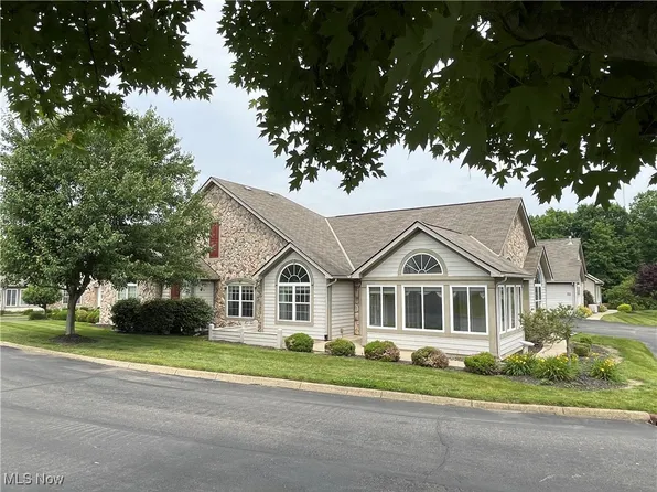 117 Colonial Woods Dr, Mount Vernon, OH 43050