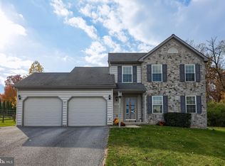575 Red Run Rd, East Earl, PA 17519