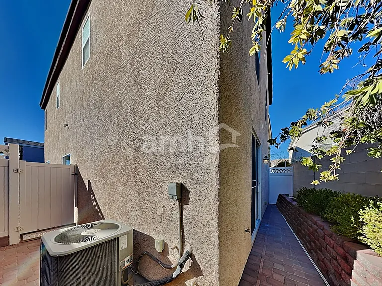 10382 September Flower St — Photo 18