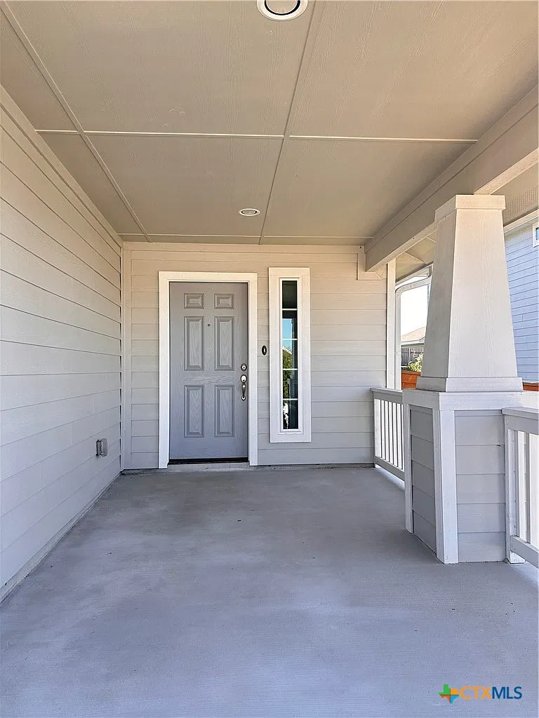 3 bed, 2.0 bath, 1485 sqft, $1,900 — Photo 3