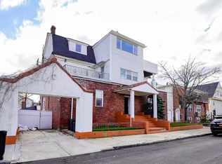 3844 Poplar Ave, Brooklyn, NY 11224