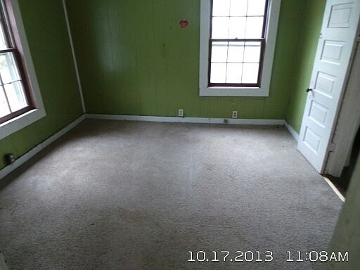 4th image of 343 Dakota St