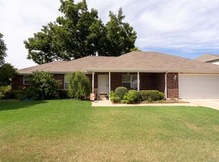 1212 W San Antonio St, Broken Arrow, OK 74012