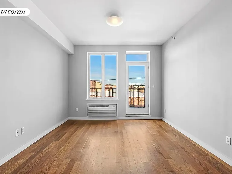 801 Bergen St #308 — Photo 2