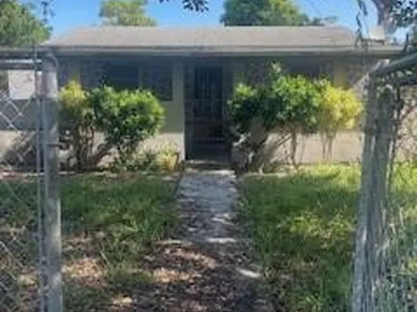 2477 NW 101st Street, Miami, FL 33147
