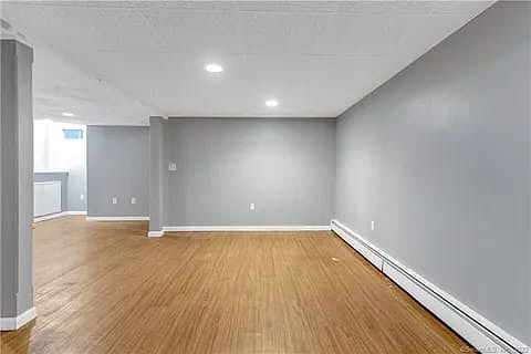 4th image of 122 Baldwin Dr