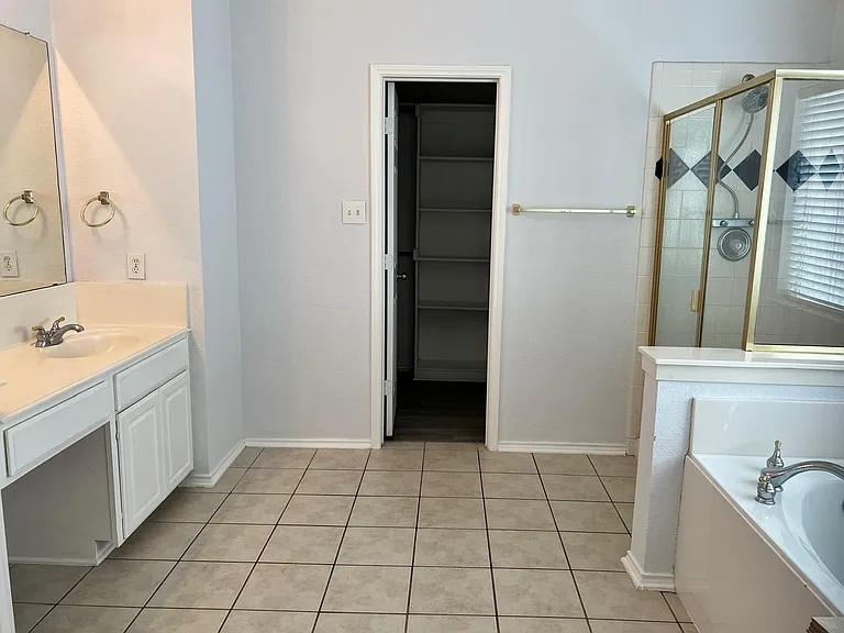 4312 Ridge Point Ln — Photo 5