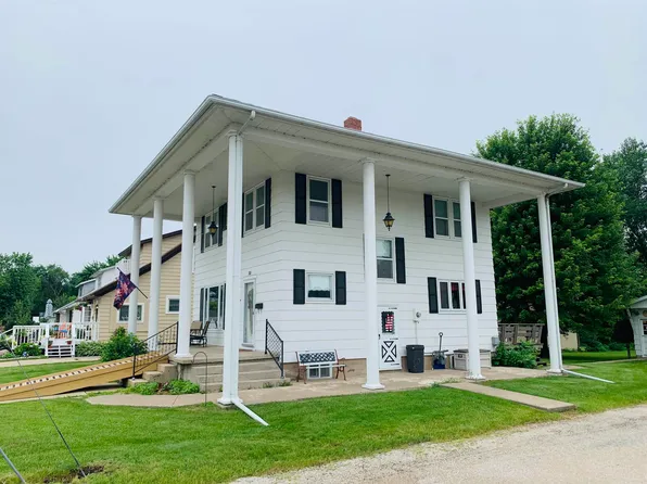 301 S Dayton St, Hanover, IL 61041