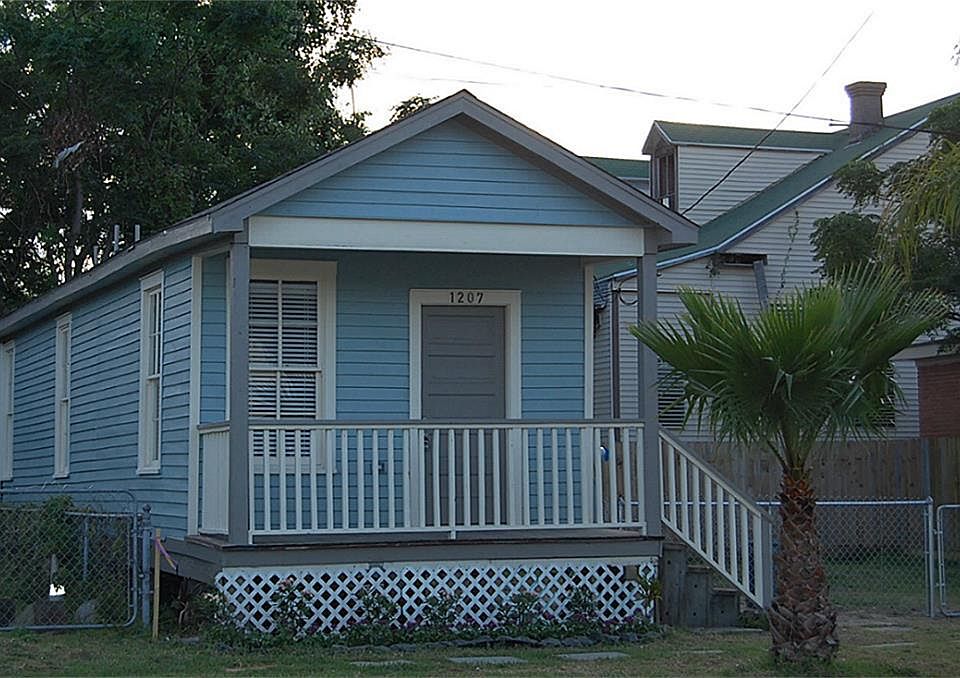 1st image of 1207 29th St