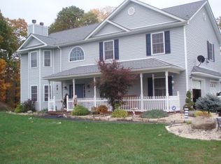 14 Dot Calm Dr, Otisville, NY 10963