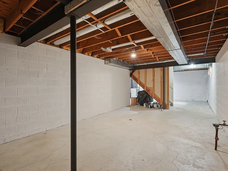 107 Hacker St — Photo 26