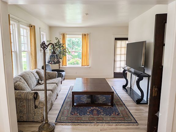 3rd image of 4946 Cote Brilliante Ave #2F