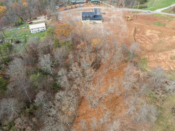 7343 Lost Pavement Rd, Washington, WV 26181