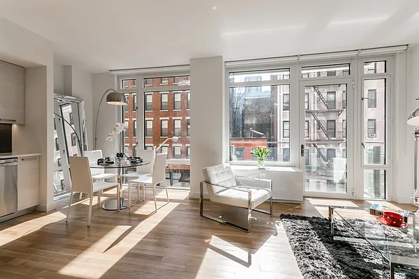 Rented by Bond New York | media 1