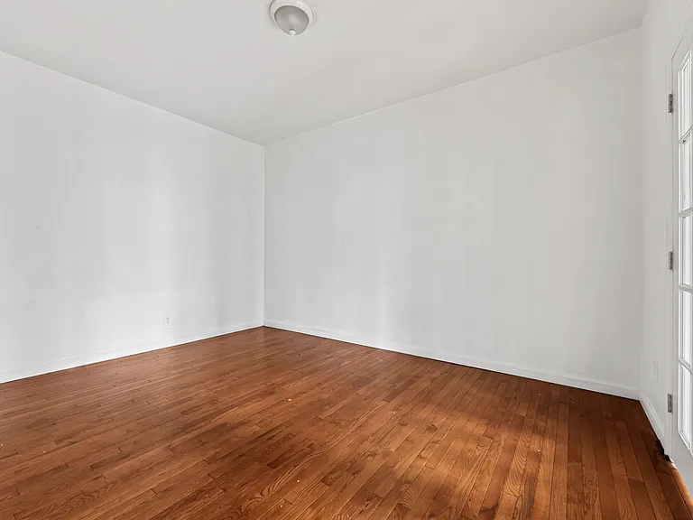 2251 Church Ave #3R — Photo 4