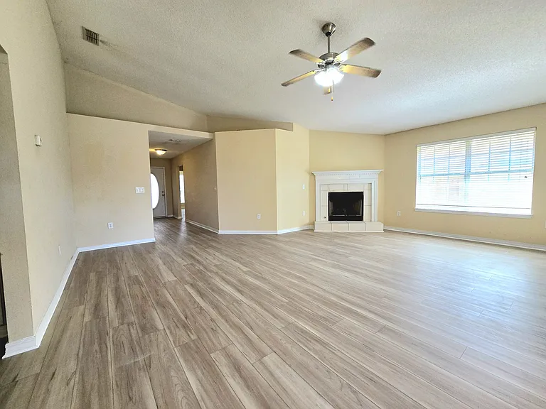 4721 Ashley Place Blvd — Photo 3