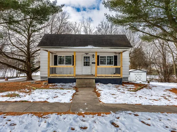 308 Shelby St, Gillespie, IL 62033