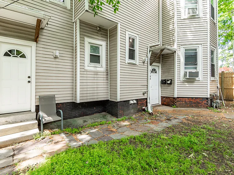 214-R Harvard St #2 — Photo 1