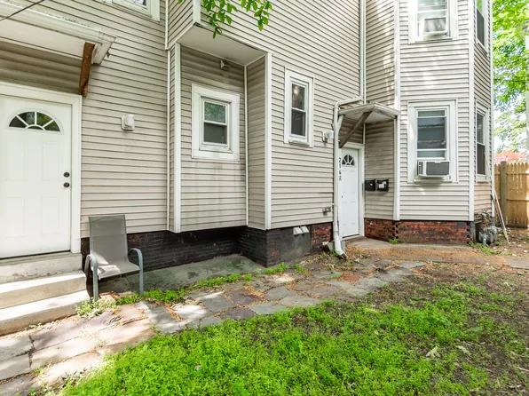 214R Harvard St #2, Cambridge, MA 02139