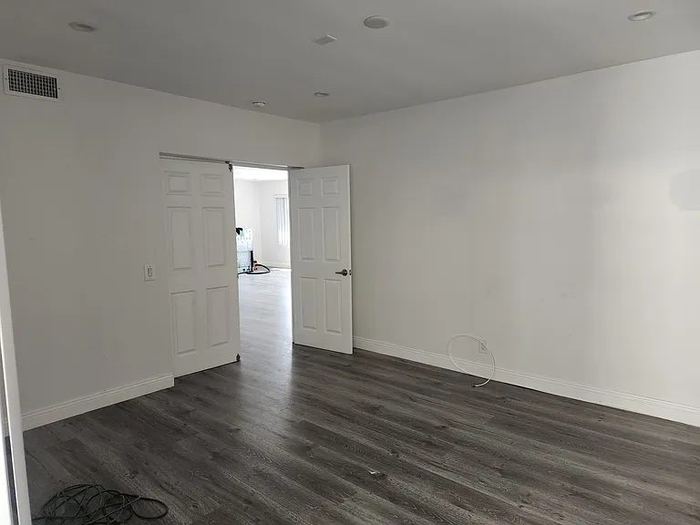 10635 Wilshire Blvd — Photo 8