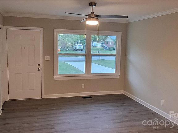 3rd image of 2214 Downey St