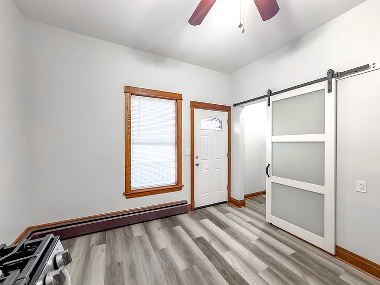3422 W McLean Ave #3 — Photo 4