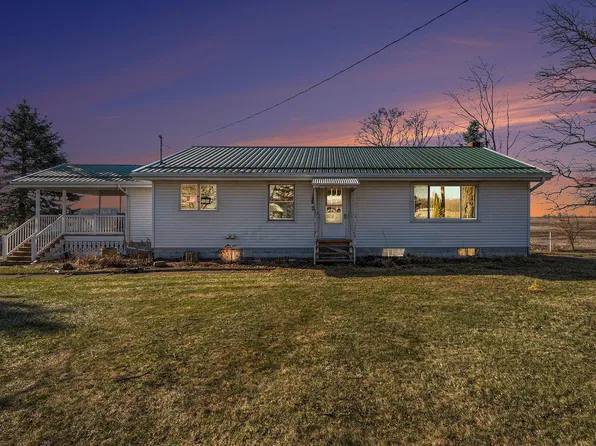 10265 W Grand River Ave, Clarksville, MI 48815