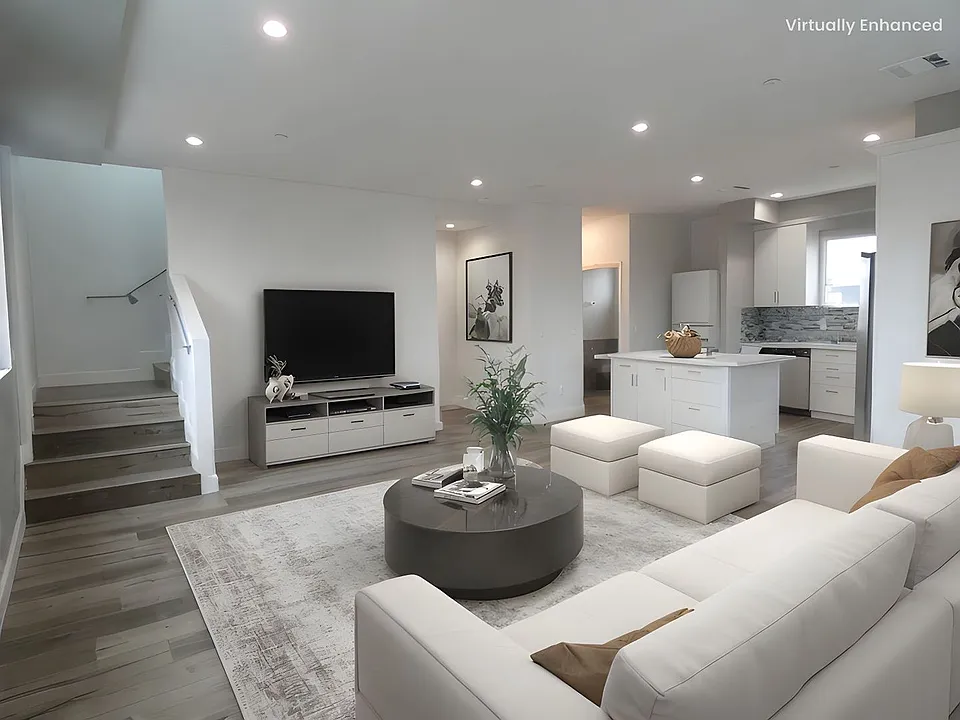 1628 S La Brea Ave