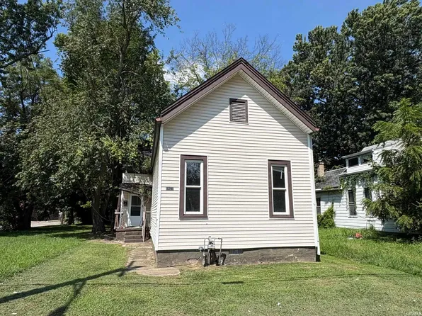 1427 S Governor St, Evansville, IN 47713