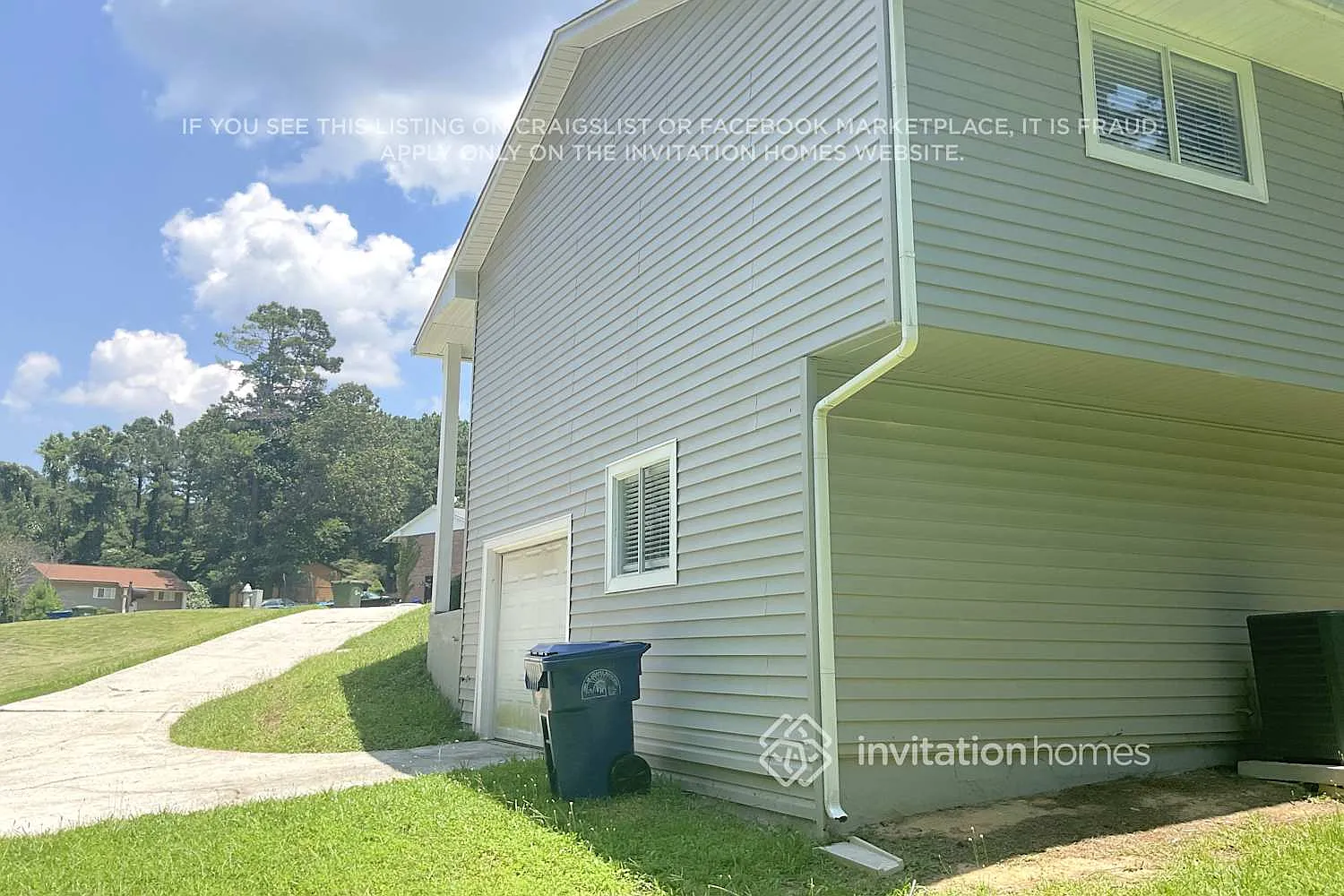 2211 Doral Ct Sw Atlanta, GA 30331 — Photo 2