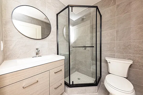 Bathroom, photo 2