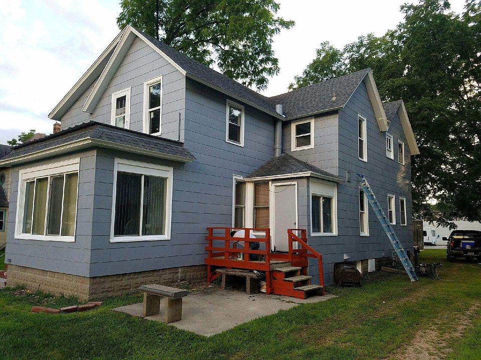 1st image of 224 S Park St #3